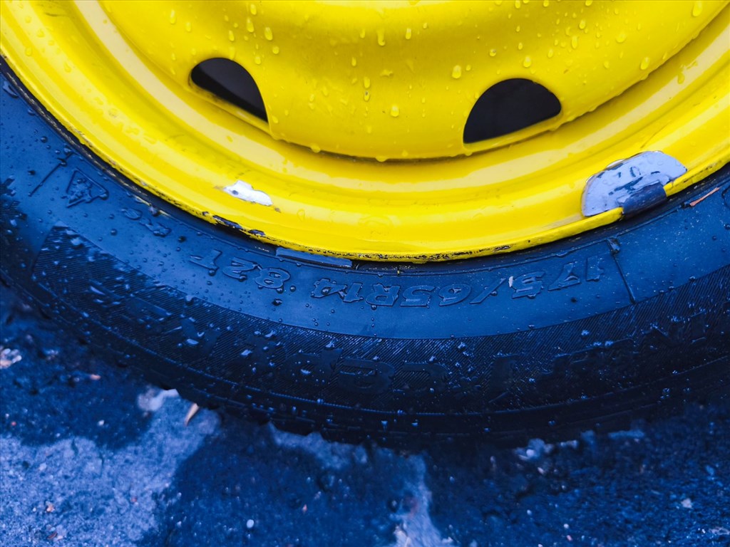 Renault lemezfelni Thalia Clio 4x100 14"  175/65 Hankook téli gumi 3. kép