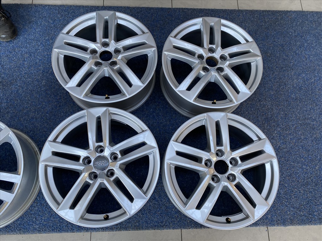 (3043)    Audi 17 gyári alufelni felni, 5x112, A4 A3 3. kép