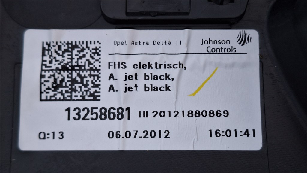 Opel Astra J kombi kárpit kormány 9. kép