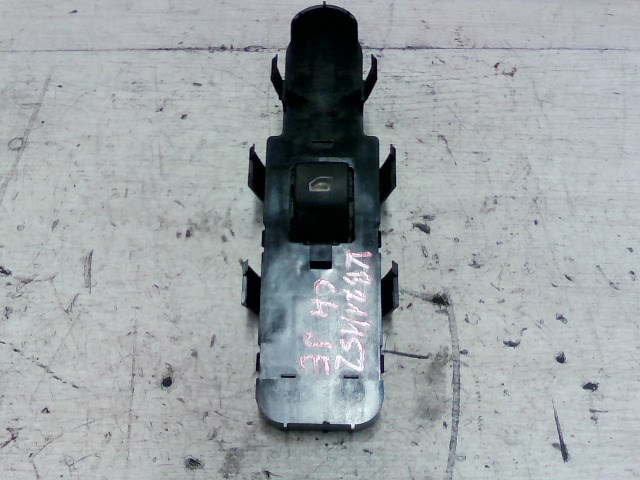 CITROEN C4 2004.11.01-2008.08.01 Jobb első ablakemelő kapcsoló 1. kép