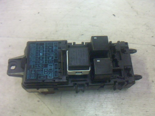 MITSUBISHI Space Star 2000.09.01-2004.12.03 Biztosítéktábla BCM BSI BSM SAM GEM modul Utastér 1. kép