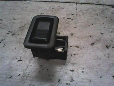 MITSUBISHI SPACE WAGON Bal hátsó ablakemelő kapcsoló