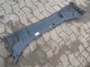 OPEL VECTRA B 96-99 SZÉLVÉDŐ ELŐTTI VÍZVETŐ