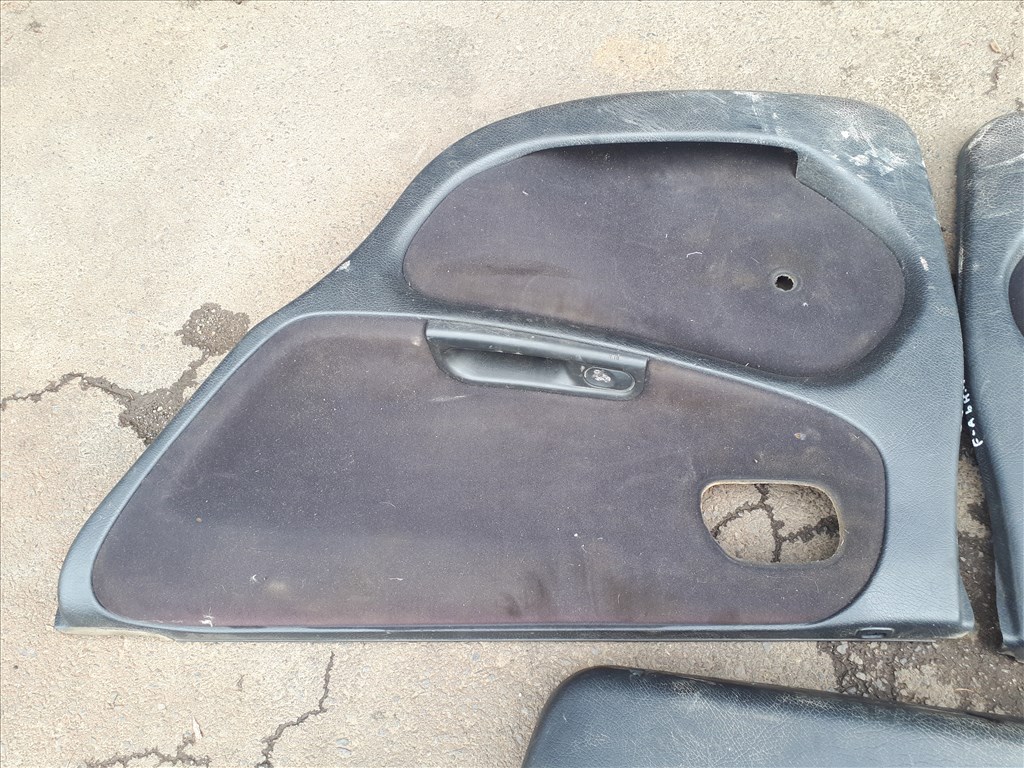 Opel Astra F ajtókárpit 3 db 4. kép