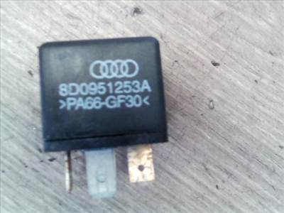 VOLKSWAGEN passat 00.11-05.02 b5.5 relé