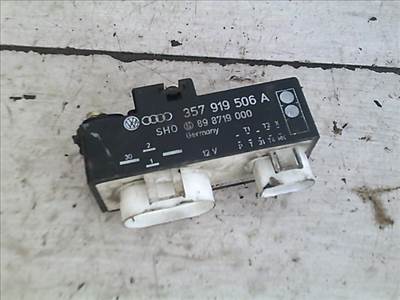 VOLKSWAGEN passat 93-96 hűtőventilátor relé
