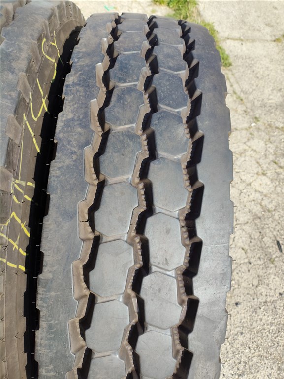 használt 11 R22.5 Continental újszerű kormányzott teherautógumik  11R22,5 295 80 R22.5 11r22.5 9. kép