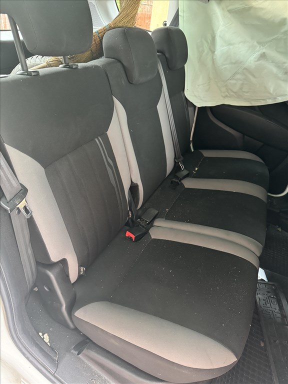 Fiat Doblo II bontott alkatrészei 3. kép