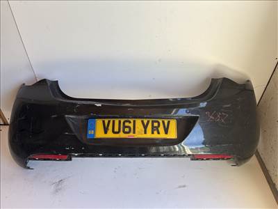 3687 Opel Astra J 2009-2015 Lökhárító Hátsó   Fekete Z22c 5 ajtós radaros 13266587