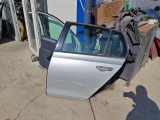 Volkswagen Golf VI VW GOLF VI Bal hátsó Ajtó (Részeivel)