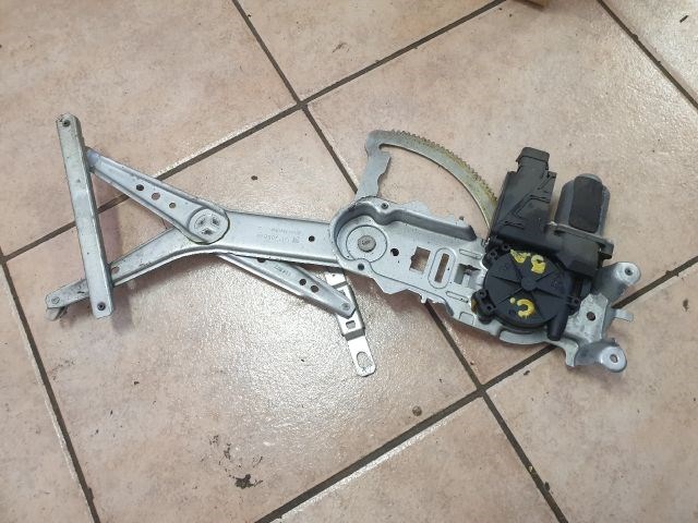 Opel Corsa C Jobb első ablakemelő  13173066 1. kép