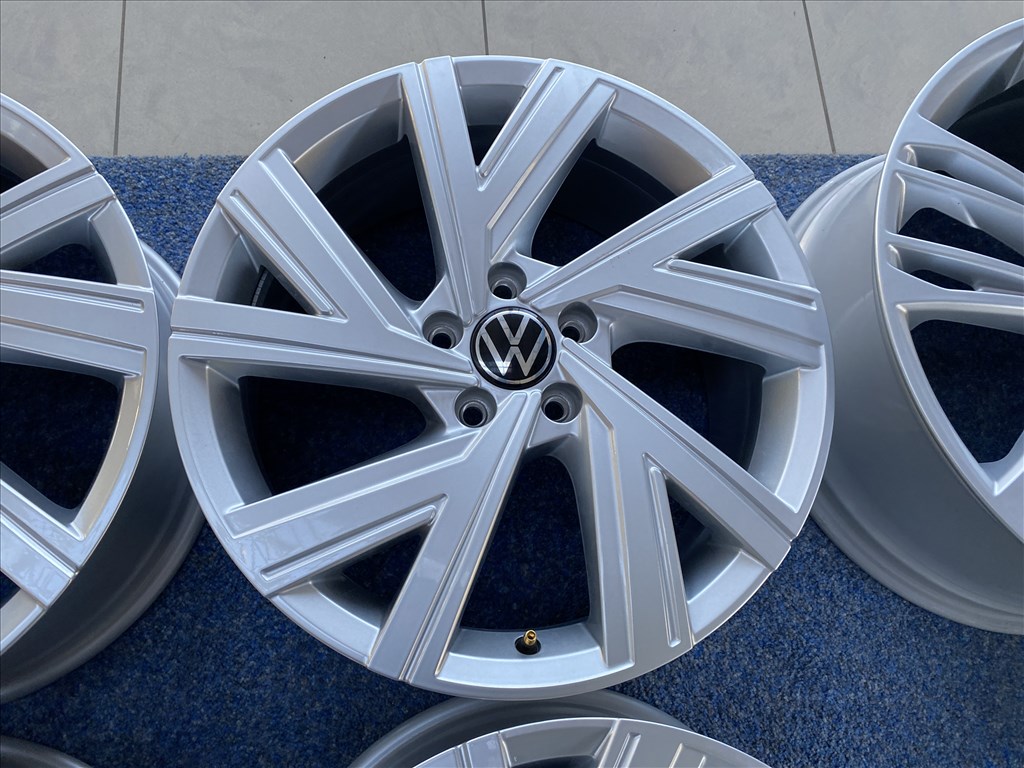(3045) Volkswagen 18 új gyári alufelni felni, 5x112, Golf Caddy Touran 6. kép