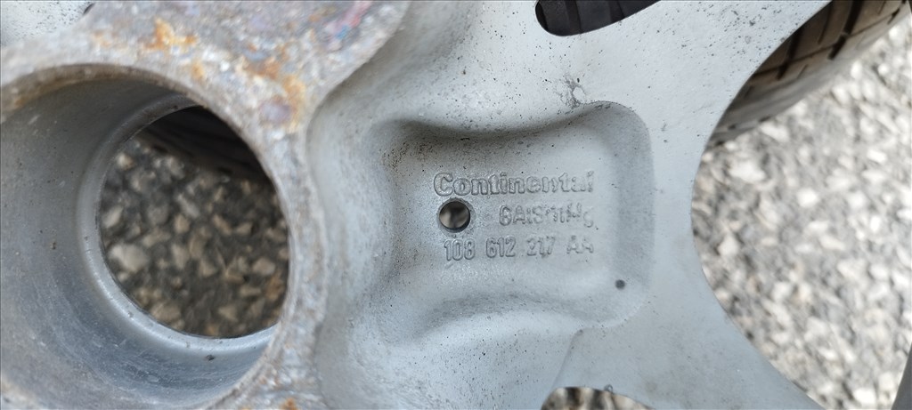 Smart Fortwo gyári 15" alufelni szett újszerű állapotú nyári gumikkal eladó! 11. kép