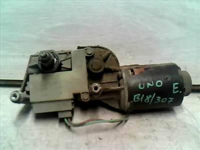 FIAT UNO 83-89 Ablaktörlő motor első