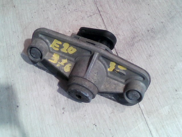 FORD MONDEO 01-07 Csomagtérajtó zárszerkezet 1. kép