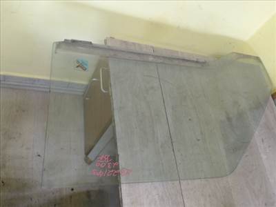 MITSUBISHI L300 Bal első ajtóüveg