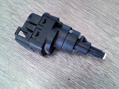 SKODA FABIA 99-07 Féklámpa pedál kapcsoló