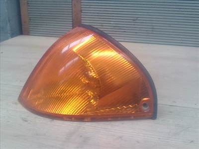 SUZUKI SWIFT 96-05 Bal első irányjelző
