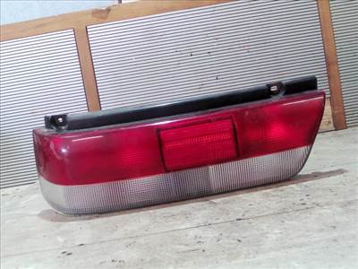 SUZUKI SWIFT 96-05 Bal hátsó lámpa