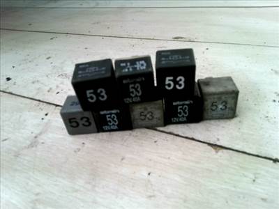 VOLKSWAGEN polo iii. 94-99 relé