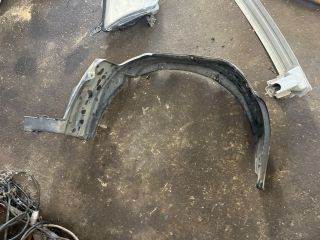 SUZUKI IGNIS II (MH) Jobb első Dobbetét (Kerékjárati, Műanyag)