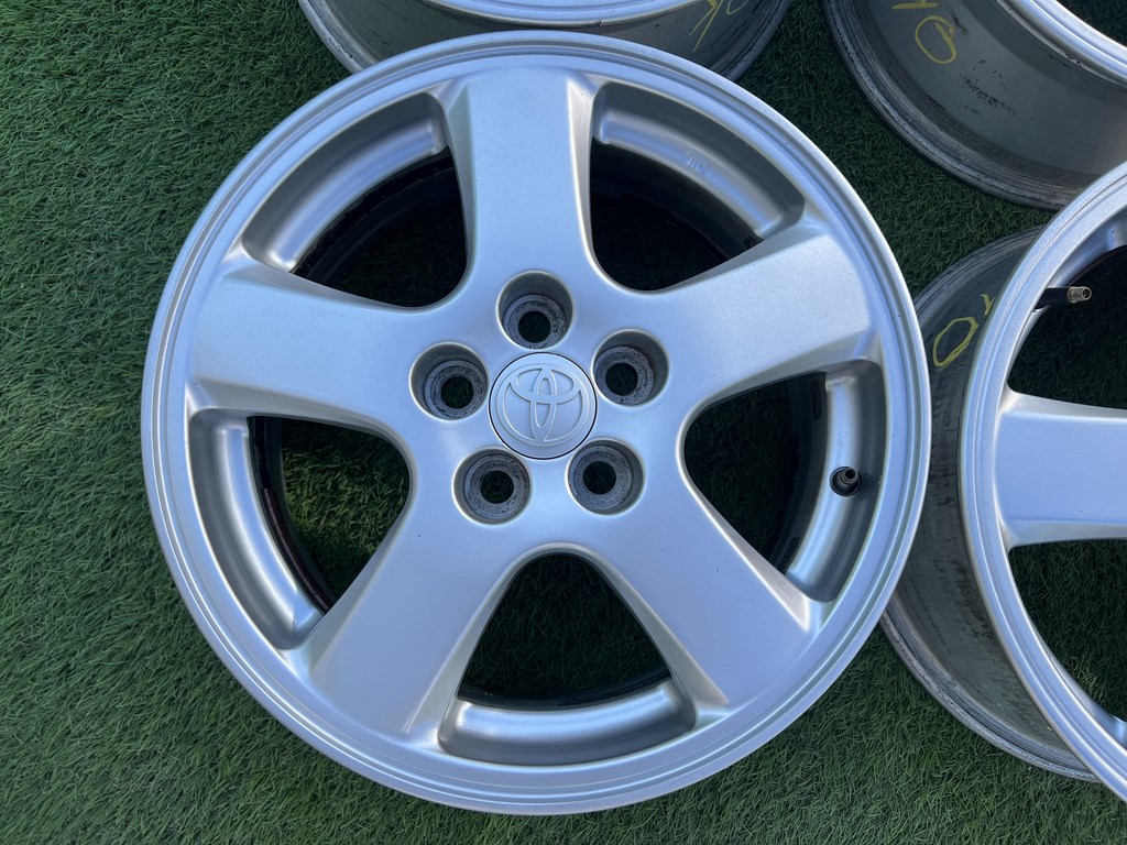 5x100 15" Toyota gyári alufelni 6Jx15h2 ET39 2. kép