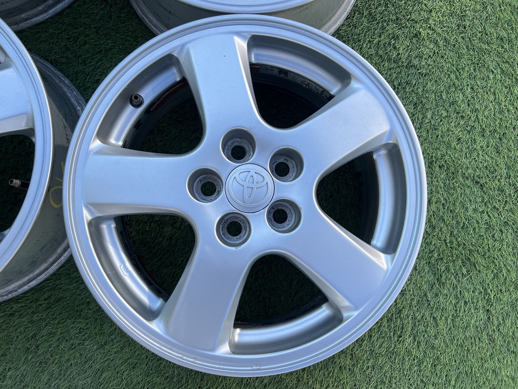 5x100 15" Toyota gyári alufelni 6Jx15h2 ET39 3. kép