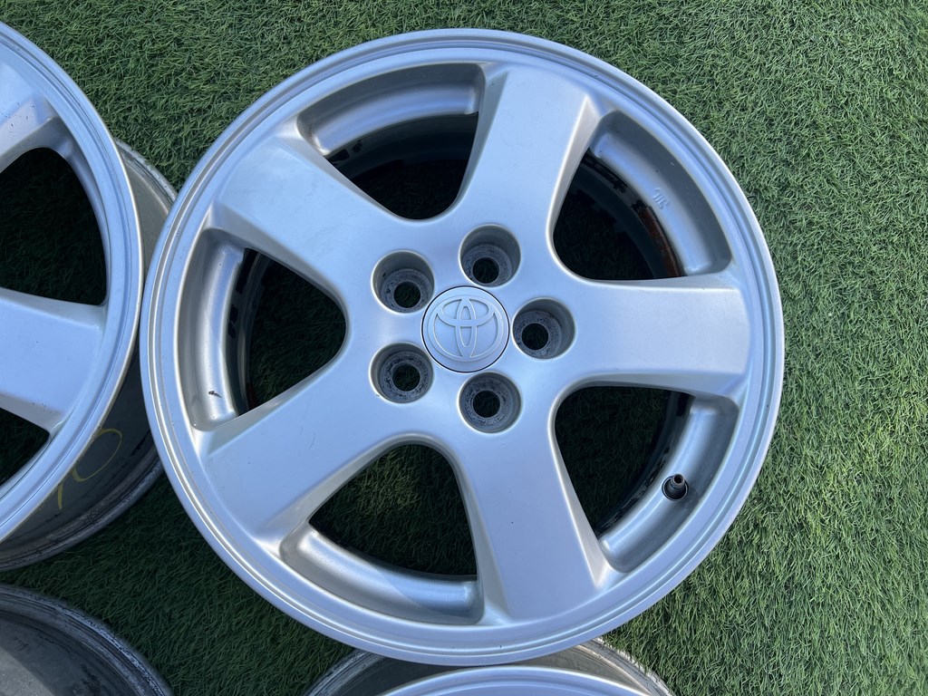 5x100 15" Toyota gyári alufelni 6Jx15h2 ET39 4. kép
