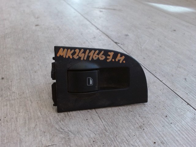 AUDI A6 97-04 Jobb hátsó ablakemelő kapcsoló 1. kép