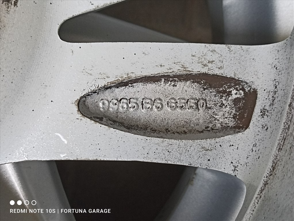 5x114,3 16" Mazda használt alufelni garnitúra 8. kép