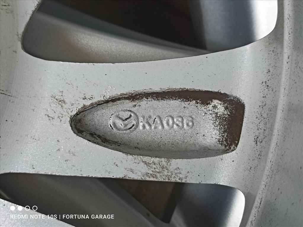 5x114,3 16" Mazda használt alufelni garnitúra 9. kép