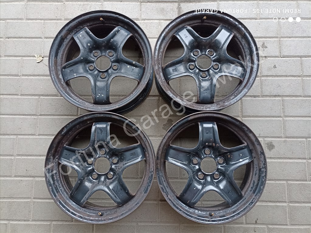 5x110 16" Opel Struktur lemezfelni garnitúra dísztárcsával (637) 2. kép