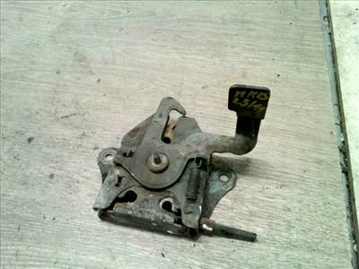 KIA RIO 2000.04-2005.06 Motorháztető zár