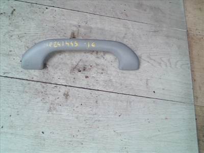 MITSUBISHI LANCER 04.06.01-07.05.30 Jobb első kapaszkodó 