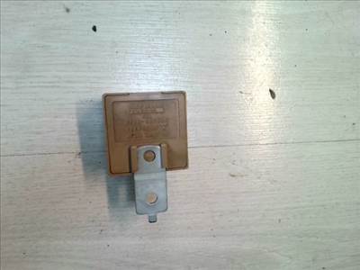 MITSUBISHI SPACE WAGON Relé