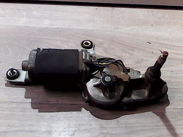 NISSAN PRIMERA P10 90.10-96.10 Ablaktörlő motor hátsó 1. kép