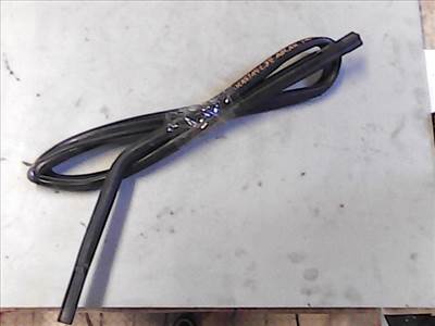 SKODA FELICIA 97- Jobb első ablakvezető gumi