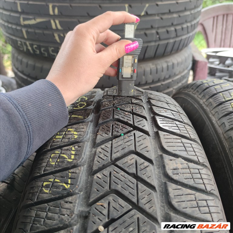 225/65 R17 Pirelli téli gumi 15000ft a 4db/58/ 1. kép