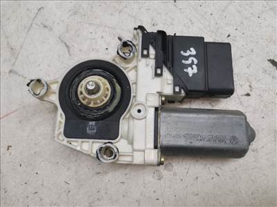 VW GOLF IV Variant (1J5) 1.4 16V 1999-2006 AXP  75 LE 55 KW Jobb hátsó Ablakemelő Motor