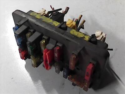 CITROEN SAXO 99- Biztosítéktábla BCM BSI BSM SAM GEM modul 