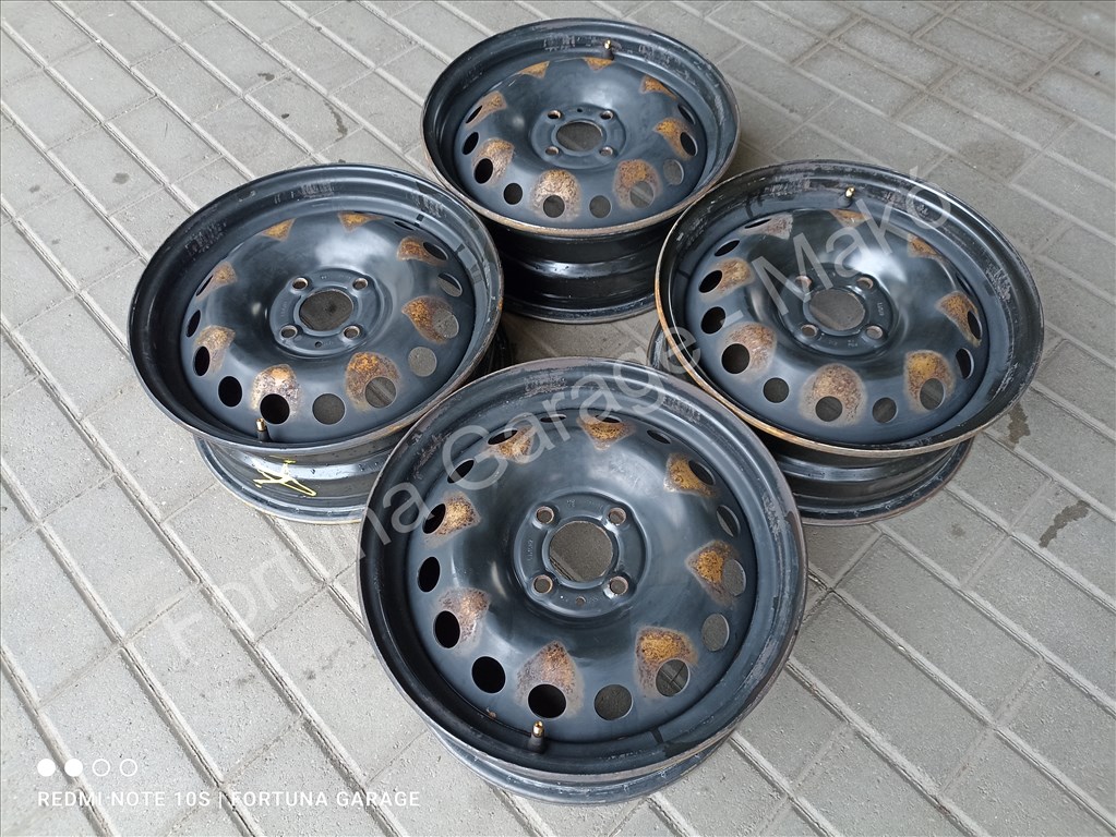 4x100 15" Renault használt lemezfelni garnitúra (632) 2. kép