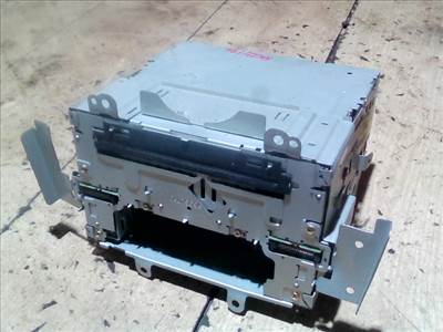 MAZDA 6 02-05 Autórádió