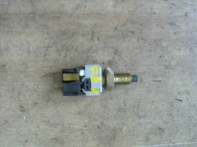 MAZDA 626 00.08-02.12 Féklámpa pedál kapcsoló