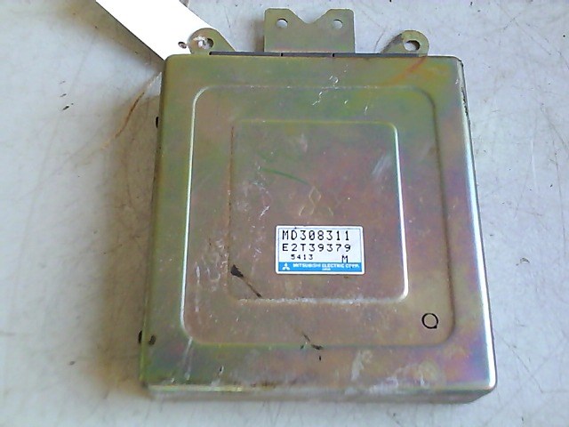 MITSUBISHI COLT 92-96 Motorvezérlő egység ECU PCM modul 1. kép