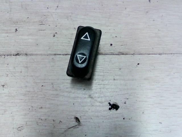 PEUGEOT 306 93-97 Jobb első ablakemelő kapcsoló 1. kép