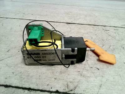 SAAB 9-5 97.09-01.08 Központizár motor tankajtóhoz