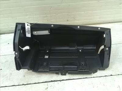 SMART FORFOUR 04.01-06.06 Kesztyűtartó