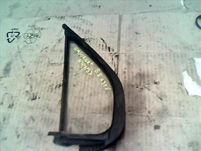 SUZUKI WagonR+ Bal első fixüveg ajtóban
