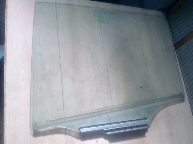 TOYOTA Corolla Verso 02.01.01-04.05.31 Jobb hátsó ajtóüveg 1. kép