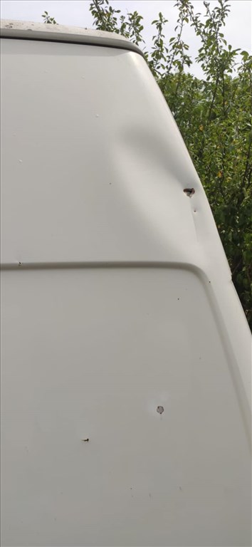 Eladó Volkswagen Transporter T5 haszonjármű 4. kép